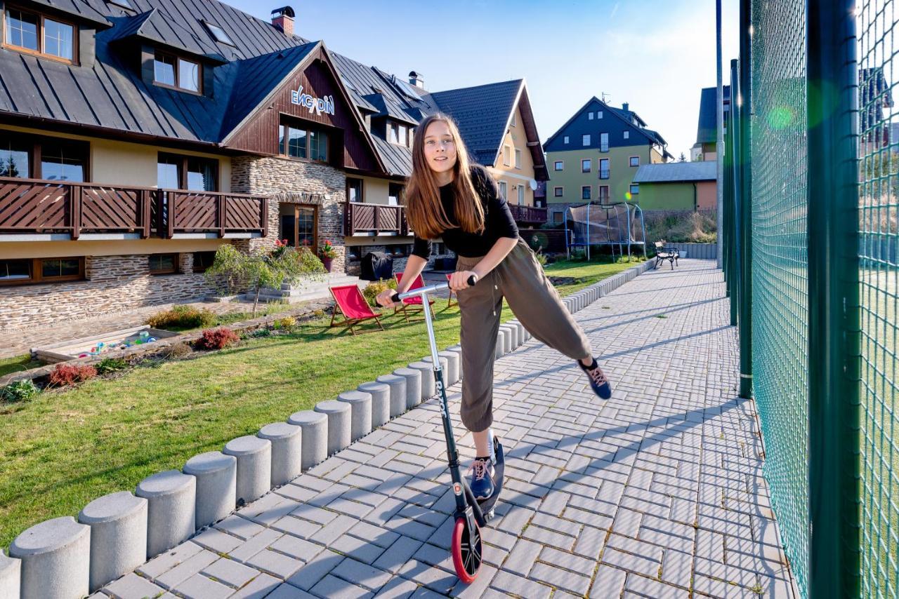 Apartmany Engadin Boží Dar Zewnętrze zdjęcie