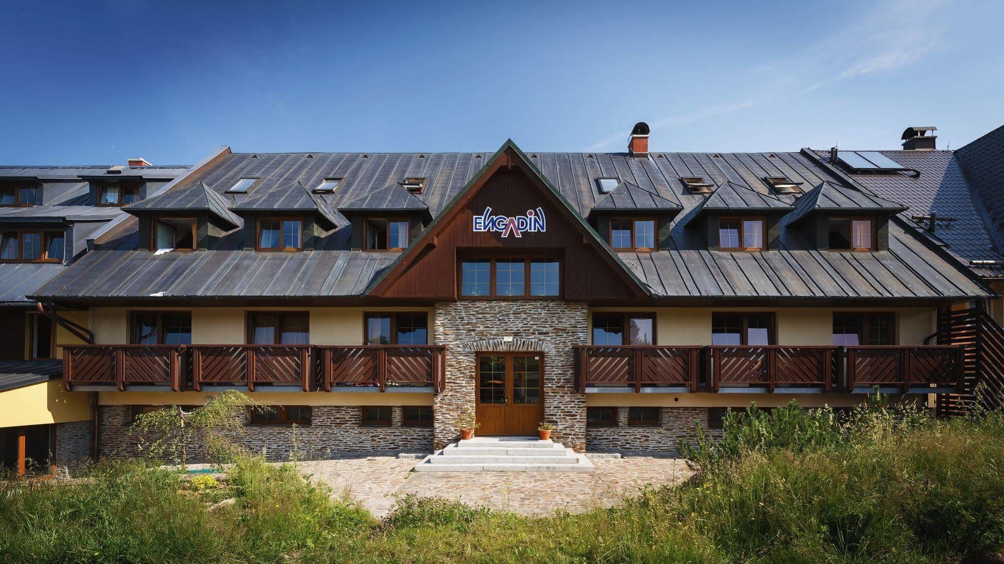 Apartmany Engadin Boží Dar Zewnętrze zdjęcie